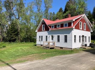 1413 Main St, Pittsburg, NH 03592