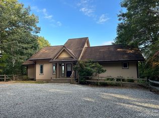1326 Slick Rock Rd, Brevard, NC 28712