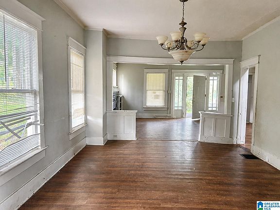 4th image of 2608 Avenue T
