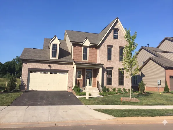 42426 Myan Gold Dr, Ashburn, VA 20148