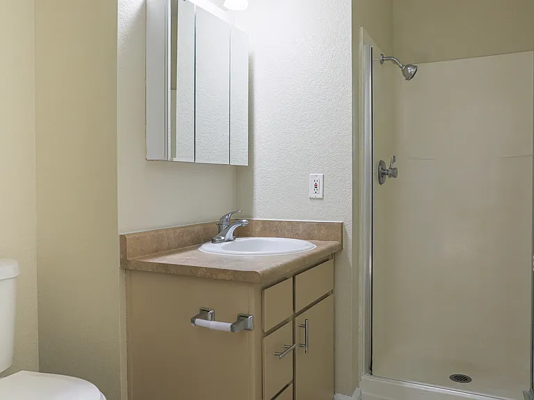 Creekview Homes — Photo 14