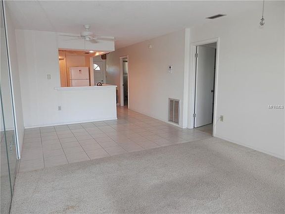 5th image of 133 Breakers Ct APT 205