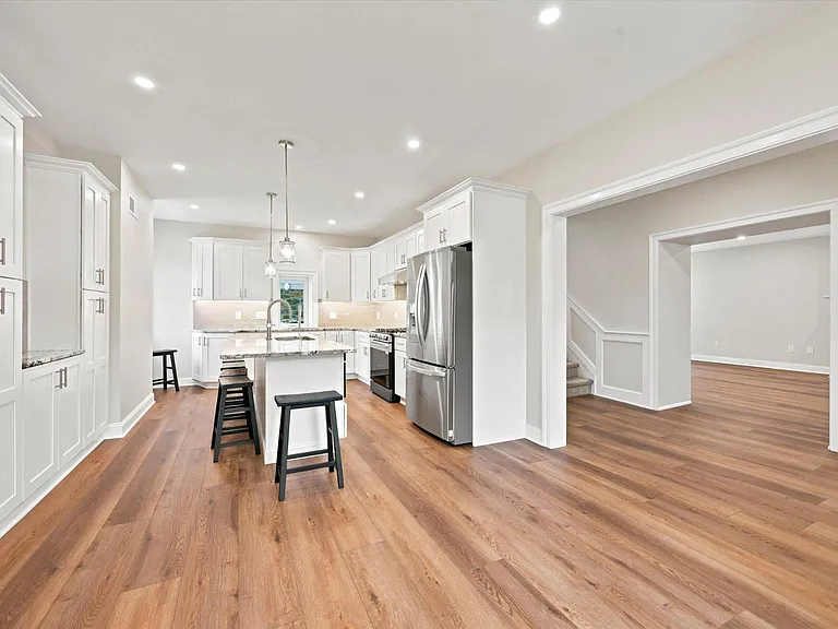 1512 Naamans Creek Rd — Photo 9