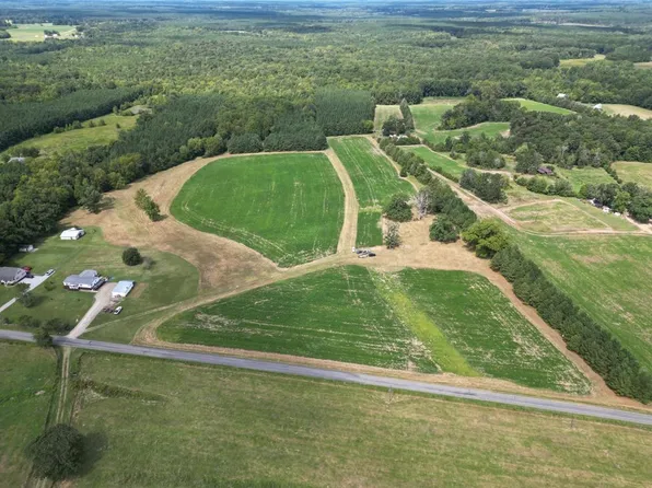 2353 Traffic Rd, Chase City, VA 23924