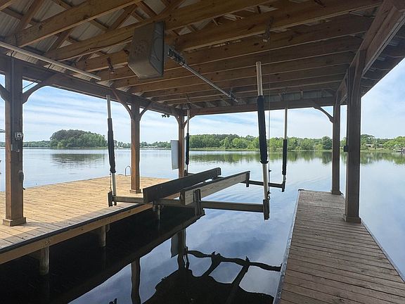 2nd image of 0 Cove Rd #21