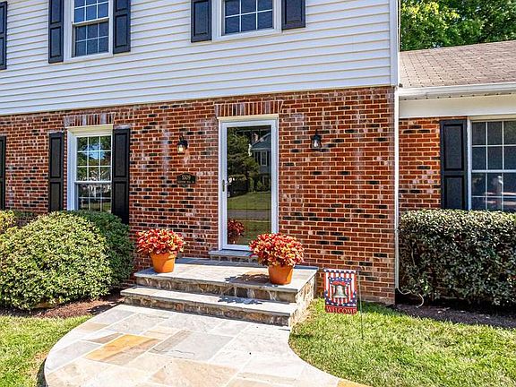 5th image of 5509 Shooters Hill Ln