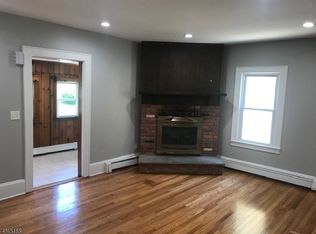 90 S 1st Ave, Kenvil, NJ 07847