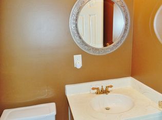 2423 Garden Creek Dr, Maumee, OH 43537