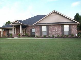 10144 Lake Forest Dr, Vancleave, MS 39565
