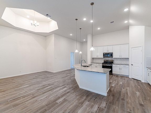 6th image of this home