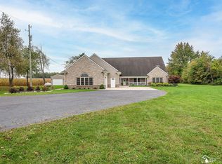 5267 Stadler Rd, Monroe, MI 48162