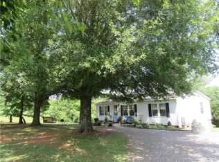 115 Ayers Rd, Pinnacle, NC 27043