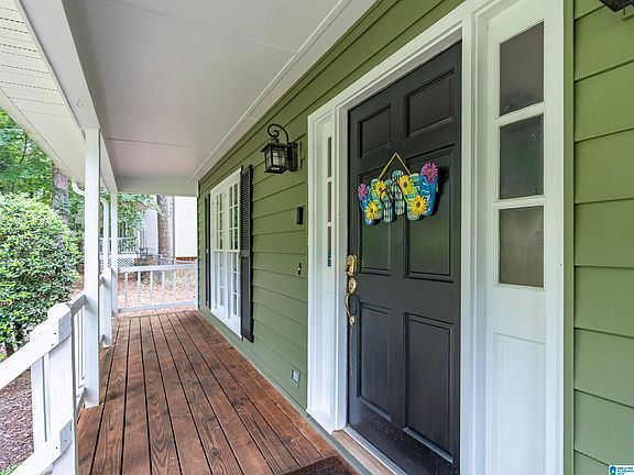 5th image of 597 Russet Bend Dr