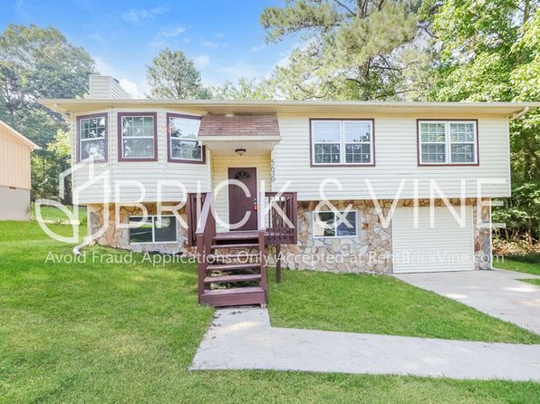 5630 Dug Hollow Rd, Pinson, AL 35126