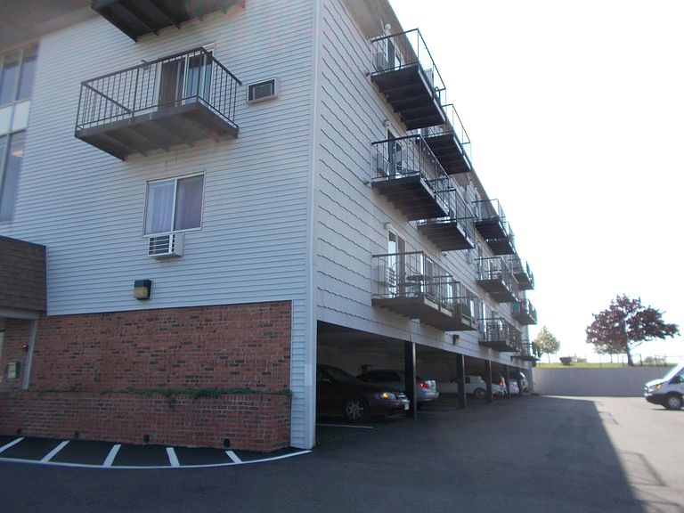 Short Beach Condominiums Stratford, CT Zillow