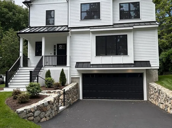 51 Greeley Cir, Arlington, MA 02474