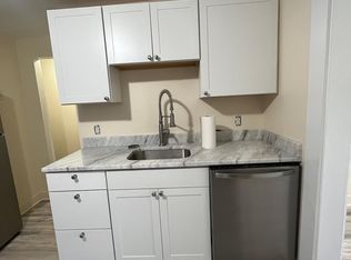 113 High St #1, Hampton, NH 03842