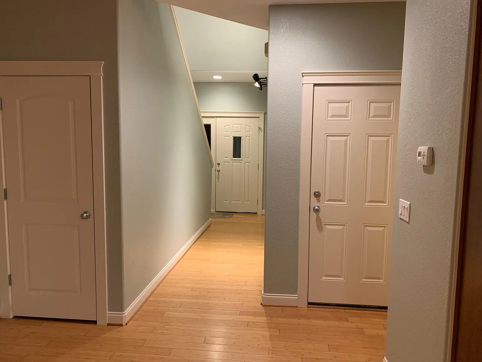 3 bed, 2.5 bath, 1528 sqft, $2,500 — Photo 4