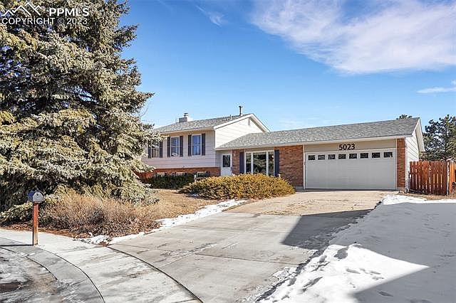 1st image of 5023 Hackamore Dr N