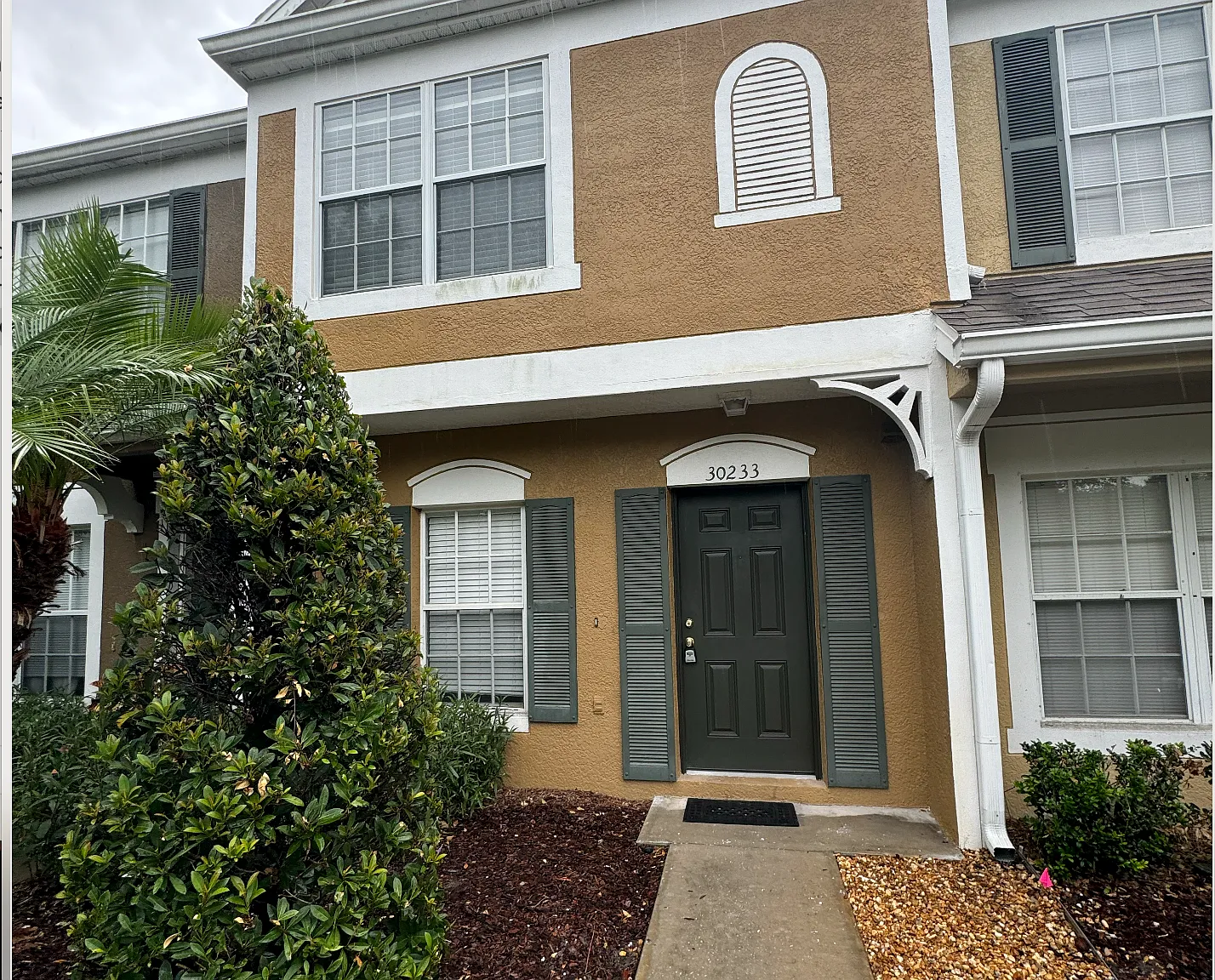 2 bed, 2.5 bath, 1184 sqft, $2,000 — Photo 1
