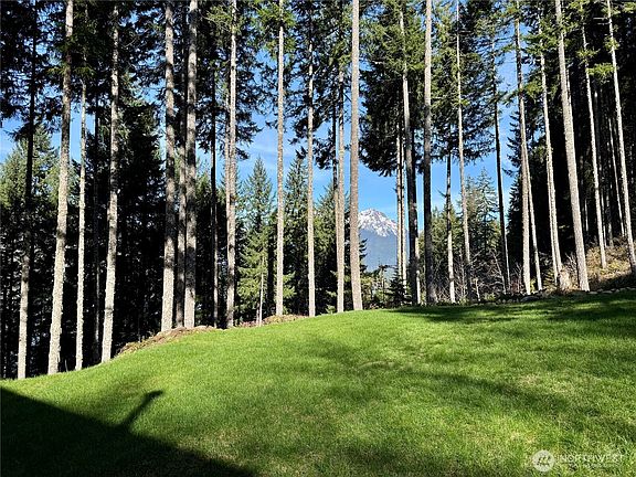 2nd image of 70 N Rim view Place