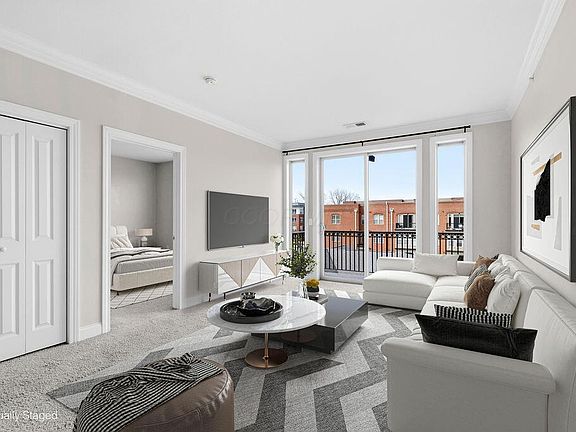 4th image of 925 Ingleside Ave APT 311