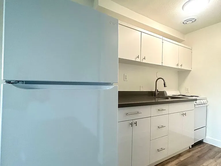 Village Vista Apartments — Photo 72