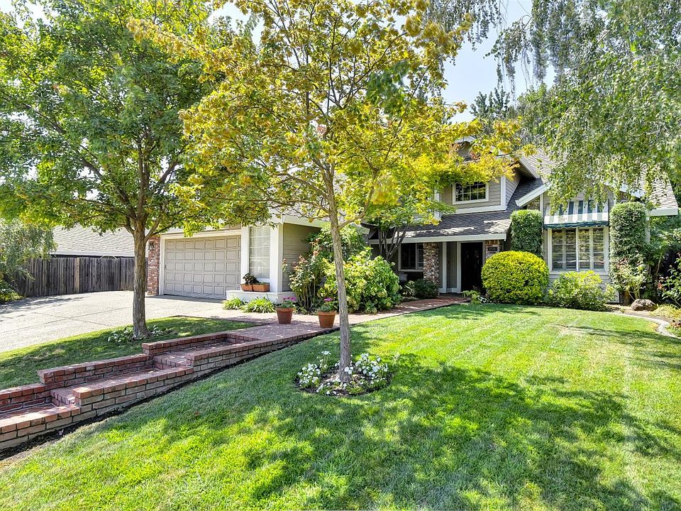 1st image of 3897 Sweetwater Dr