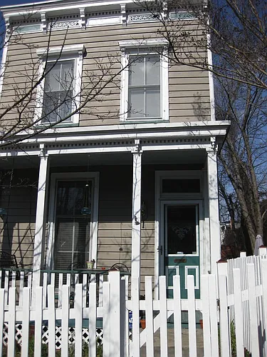 2110 E Broad St Photo 1