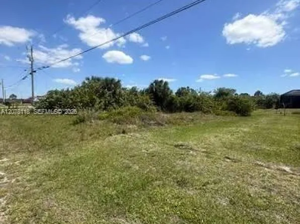 2804 Mable Ave N, Lehigh Acres, FL 33971