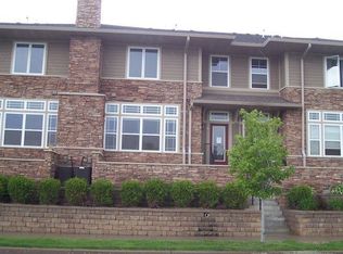 10740 Town Square Dr NE UNIT D, Blaine, MN 55449