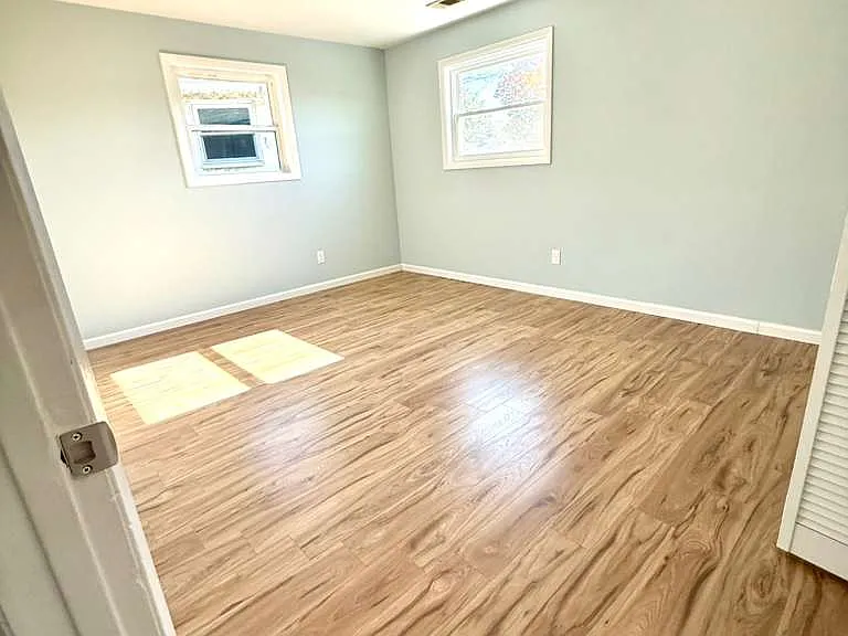 1 Warren Lodge Ct #2D — Photo 8