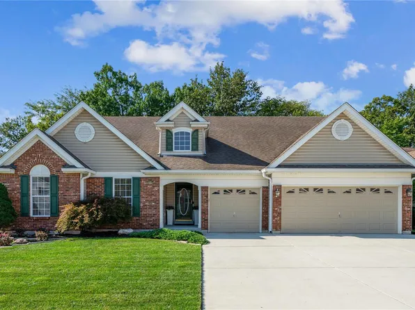 539 Ironwood Dr, O'Fallon, MO 63368