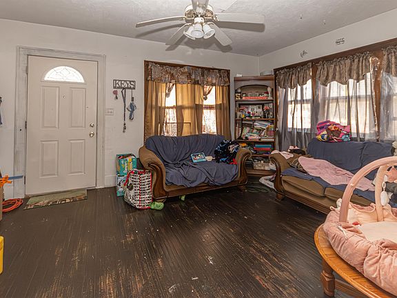4th image of 302 N Horace Ave