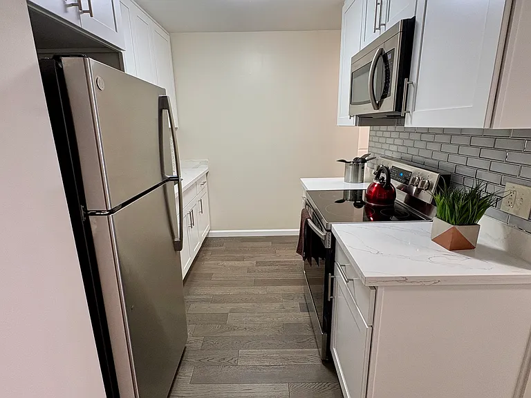 Summit Place — Photo 16