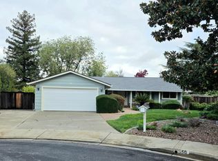 50 Nottingham Pl, Clayton, CA 94517