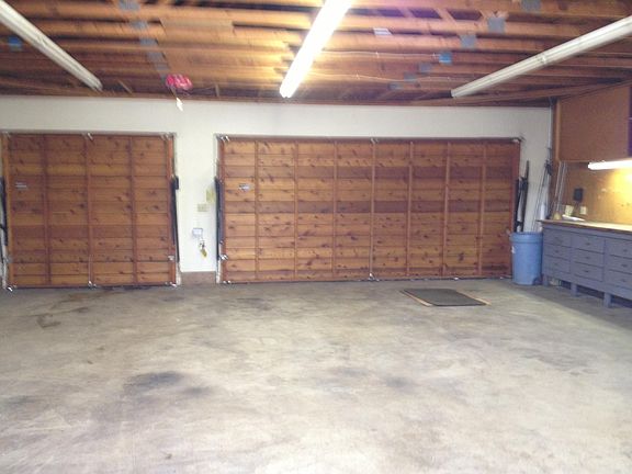 3rd image of 1376 Law St