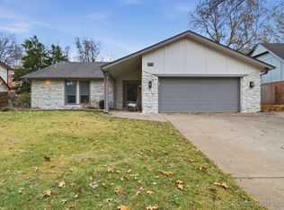 204 W Albuquerque St, Broken Arrow, OK 74011