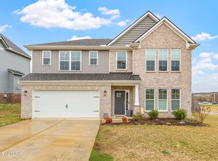9701 Walking Stick Dr, Knoxville, TN 37922