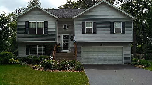 4 bedroom 2-1/2 baths