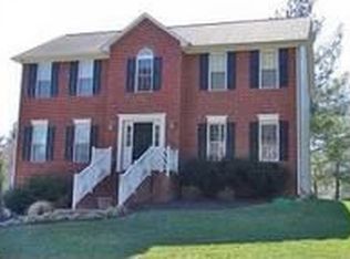 720 Diamond Rd, Salem, VA 24153