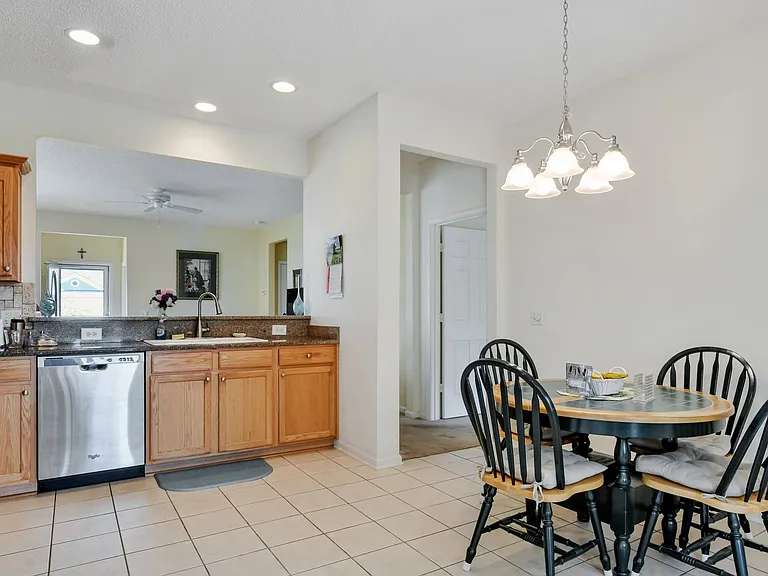 16 Plum Ct — Photo 9