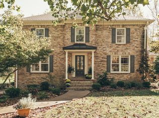1057 Inneswood Dr, Gallatin, TN 37066