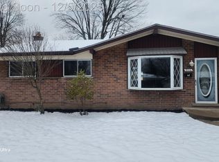 2111 Pagel Ave, Lincoln Park, MI 48146