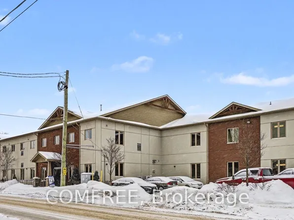 25 King St #204, Kawartha Lakes, ON K9V 1C4