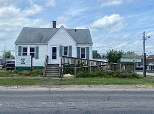 601 W Delaware St, Fairfield, IL 62837