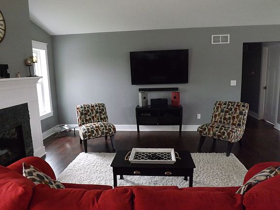 5th image of 2110 Palm Dale Dr SW
