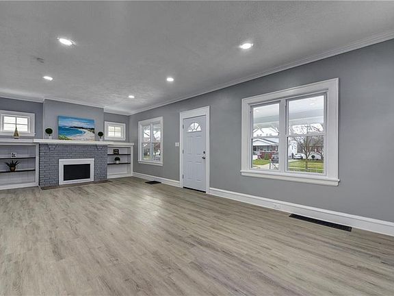 3rd image of 16819 Bradgate Ave