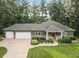 12169 Pine Meadows Dr, Wayland, MI 49348