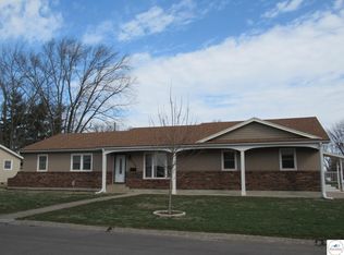 2706 W 11th St, Sedalia, MO 65301